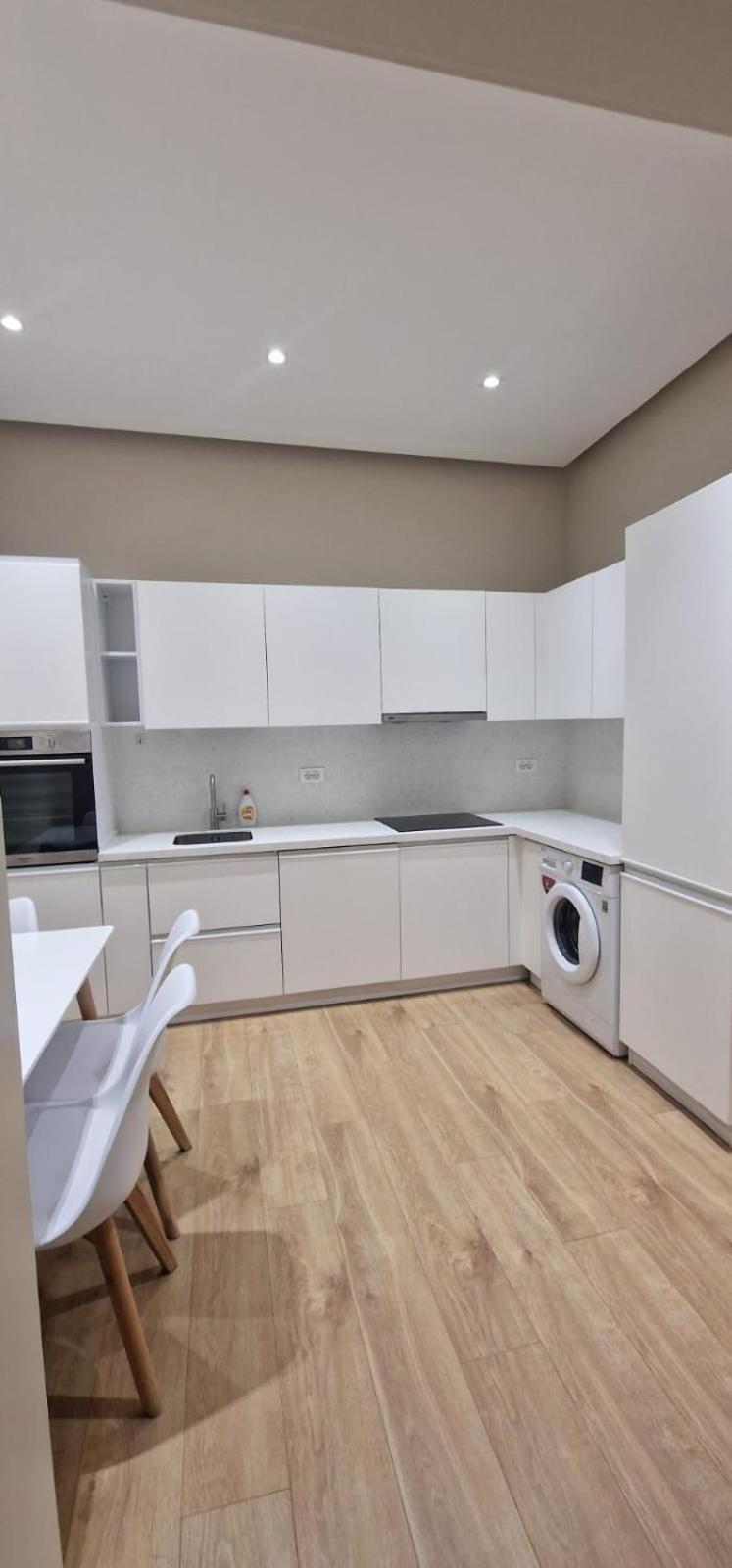 Lilo's Place 1 Leilighet Tiranë